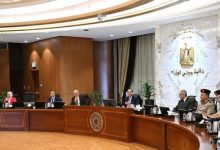 رئيس الوزراء يُتابع موقف مشروعات تطوير البُنى التحتية وأنظمة التأمين بالمطارات المصرية