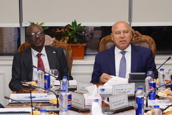 وزير الصناعة النقل ونظيره السوداني يترأسان أعمال الجمعية العمومية لهيئة وادى النيل للملاحة النهرية