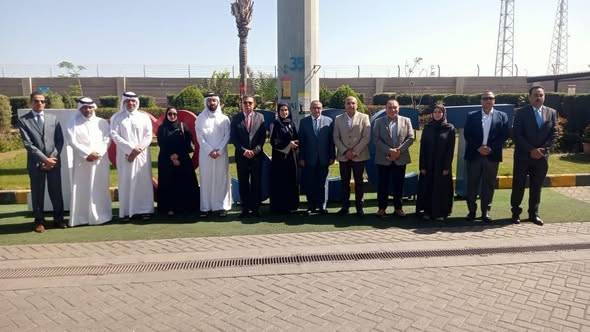 ميناء شرق بورسعيد يستقبل شحنات مساعدات إغاثية قطرية لأهالي قطاع غزة ميناء شرق بورسعيد يستقبل شحنات مساعدات إغاثية قطرية لأهالي قطاع غزة