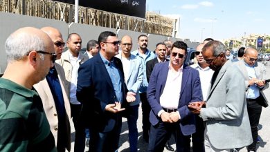 وزير الإسكان يتفقد أعمال تطوير الطرق والمحاور الرئيسية والميادين بمدينة القاهرة الجديدة