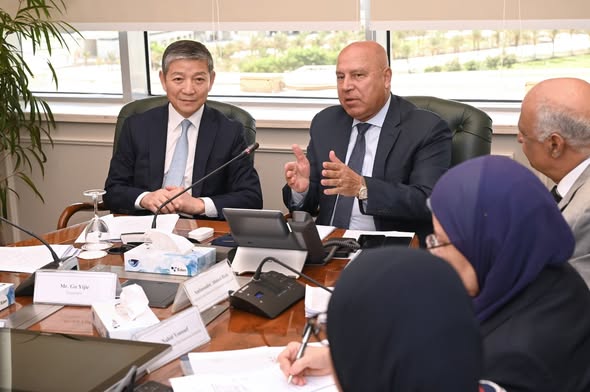 كامل الوزير: توسيع مشروع “تيدا الصينية” يعكس ثقة المستثمرين الصينيين في مناخ الاستثمار المصري كامل الوزير: توسيع مشروع “تيدا الصينية” يعكس ثقة المستثمرين الصينيين في مناخ الاستثمار المصري
