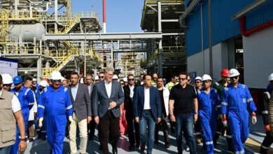 رئيس الوزراء يفتتح مشروع استرجاع الغازات بشركة “النصر للبترول” رئيس الوزراء يفتتح مشروع استرجاع الغازات بشركة “النصر للبترول”