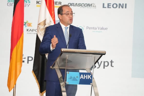 وزير المالية: نجحنا في خفض معدل الدين للناتج المحلى بنسبة 10% خلال عاميين وزير المالية: نجحنا في خفض معدل الدين للناتج المحلى بنسبة 10% خلال عاميين