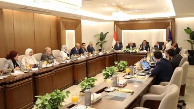 وزير الصحة وهيئة الدواء يتابعان نمو السوق الدوائي وتوطين صناعة المستحضرات