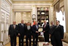 وفد من البنك الأهلي المصري يزور رئيس محكمة النقض لتهنئته بمنصبه الجديد