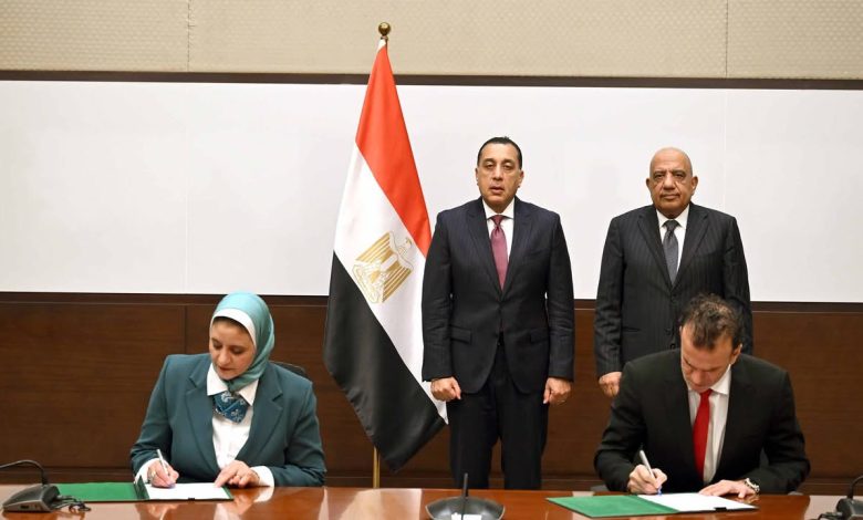 رئيس الوزراء يشهد توقيع اتفاقية تعاون لتنفيذ مشروع الربط الكهربائي بين مصر وأوروبا عبر إيطاليا