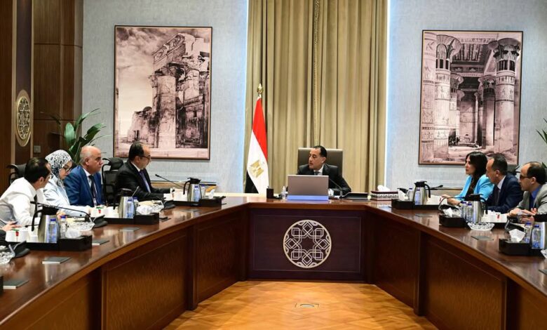الحكومة تطرح فرصًا استثمارية لتطوير أصول مملوكة للدولة وتحويلها إلى فنادق ومشروعات سياحية الحكومة تطرح فرصًا استثمارية لتطوير أصول مملوكة للدولة وتحويلها إلى فنادق ومشروعات سياحية