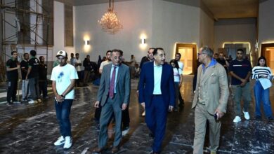 جولة ليلية لرئيس الوزراء لمتابعة الاستعدادات النهائية لافتتاح المتحف المصري الكبير جولة ليلية لرئيس الوزراء لمتابعة الاستعدادات النهائية لافتتاح المتحف المصري الكبير