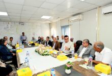 وزير الإسكان يجتمع بالشركات المنفذة لمشروع حدائق تلال الفسطاط