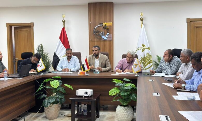 في اجتماعين حاسمين.. رئيس جهاز العبور الجديدة يطلق استراتيجية تسريع الإنجاز وتقنين الأراضي في اجتماعين حاسمين.. رئيس جهاز العبور الجديدة يطلق استراتيجية تسريع الإنجاز وتقنين الأراضي