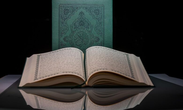 المصحف الشريف في قلب أوروبا.. مجمع الملك فهد يصحب زوار “فرانكفورت الدولي للكتاب” في رحلة افتراضية داخل المسجد النبوي المصحف الشريف في قلب أوروبا.. مجمع الملك فهد يصحب زوار “فرانكفورت الدولي للكتاب” في رحلة افتراضية داخل المسجد النبوي