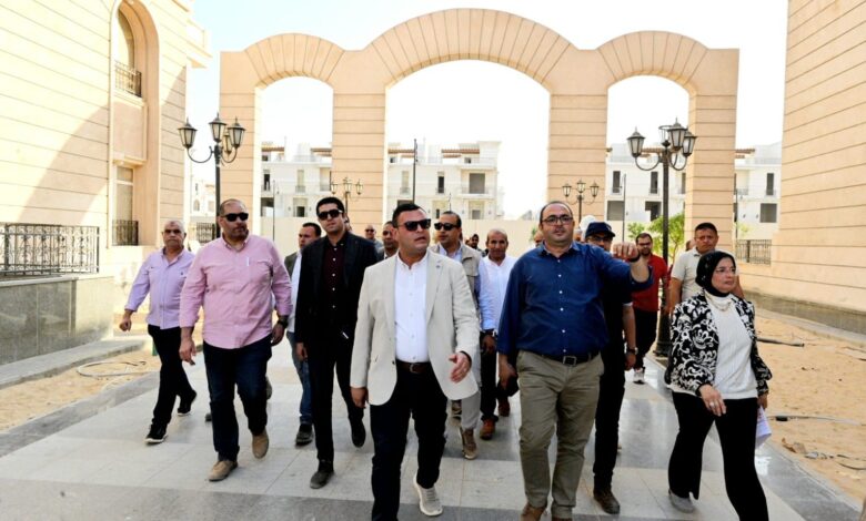 وزير الإسكان يتفقد “جاردن سيتي” بالعاصمة الإدارية ويتابع معدلات التنفيذ النهائية وزير الإسكان يتفقد “جاردن سيتي” بالعاصمة الإدارية ويتابع معدلات التنفيذ النهائية