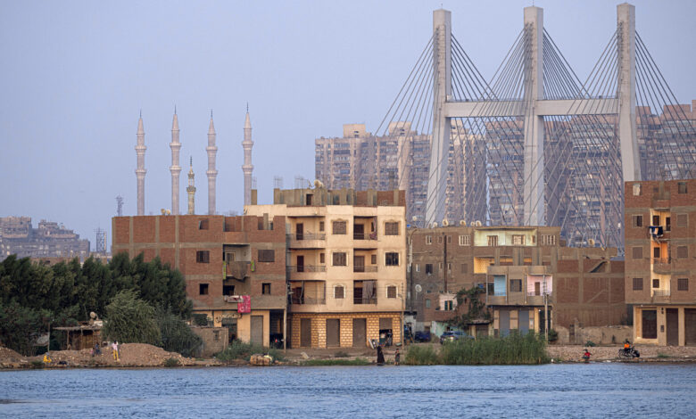 مدبولي يتابع عملية تطوير جزيرة الوراق ويؤكد: تسليم 2000 وحدة وسرعة صرف التعويضات مدبولي يتابع عملية تطوير جزيرة الوراق ويؤكد: تسليم 2000 وحدة وسرعة صرف التعويضات