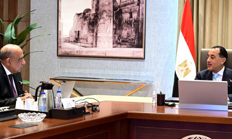 مدبولي يوجه بتسريع تنفيذ مشروعات إنتاج الكهرباء من المصادر المتجددة والنووية مدبولي يوجه بتسريع تنفيذ مشروعات إنتاج الكهرباء من المصادر المتجددة والنووية