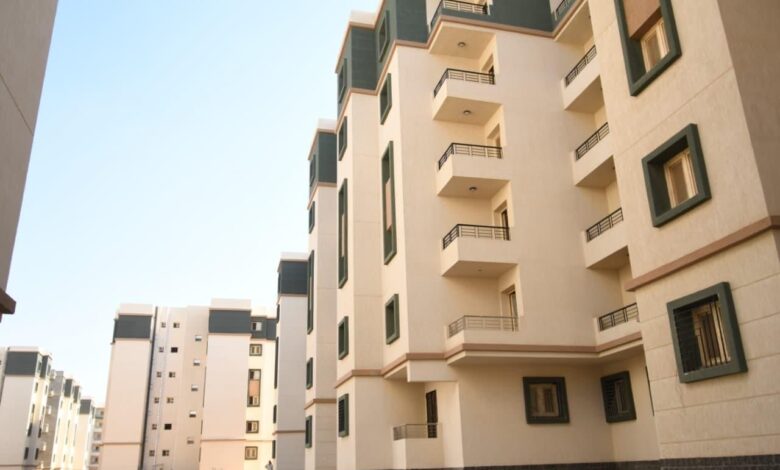 وزير الإسكان: تنفيذ 2130 وحدة إسكان أخضر بحدائق العاشر من رمضان وزير الإسكان: تنفيذ 2130 وحدة إسكان أخضر بحدائق العاشر من رمضان