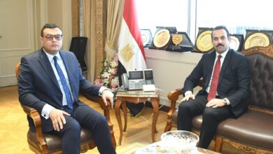 وزير الإسكان يبحث مع رئيس جهاز مستقبل مصر ملفات العمل المشتركة في المدن الجديدة وزير الإسكان يبحث مع رئيس جهاز مستقبل مصر ملفات العمل المشتركة في المدن الجديدة