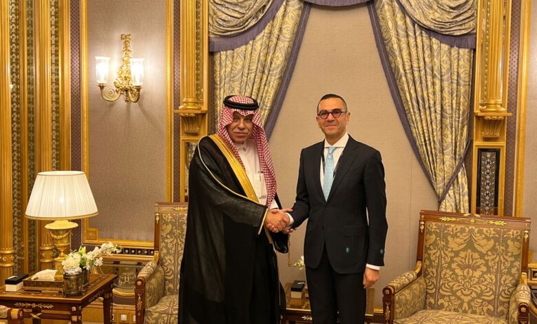وزير الاستثمار يبحث تعزيز العلاقات التجارية والاستثمارية بين مصر والسعودية بالرياض وزير الاستثمار يبحث تعزيز العلاقات التجارية والاستثمارية بين مصر والسعودية بالرياض