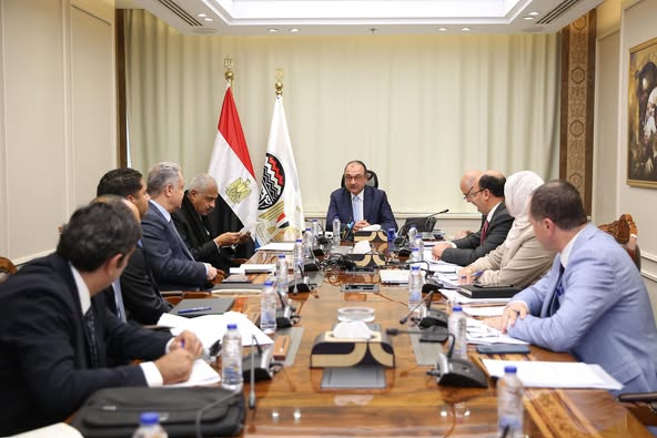 وزير قطاع الأعمال يبحث مع مجموعة طلعت مصطفى تعزيز التعاون في المشروعات السياحية والفندقية الكبرى وزير قطاع الأعمال يبحث مع مجموعة طلعت مصطفى تعزيز التعاون في المشروعات السياحية والفندقية الكبرى