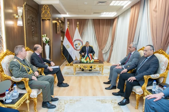 انطلاق المعرض الدولي للصناعات الدفاعية “EDEX 2025” خلال أيام انطلاق المعرض الدولي للصناعات الدفاعية “EDEX 2025” خلال أيام