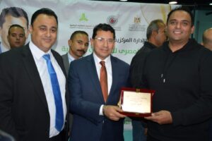 وزير الشباب والرياضة 