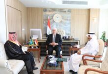 وزير التعليم العالي يبحث سبل تعزيز التعاون مع السفير السعودي بالقاهرة