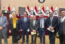 نقابة الأطباء والنيابة العامة يناقشان “تطبيق قانون المسؤولية الطبية”