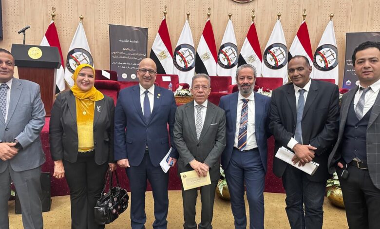 نقابة الأطباء والنيابة العامة يناقشان “تطبيق قانون المسؤولية الطبية” نقابة الأطباء والنيابة العامة يناقشان “تطبيق قانون المسؤولية الطبية”