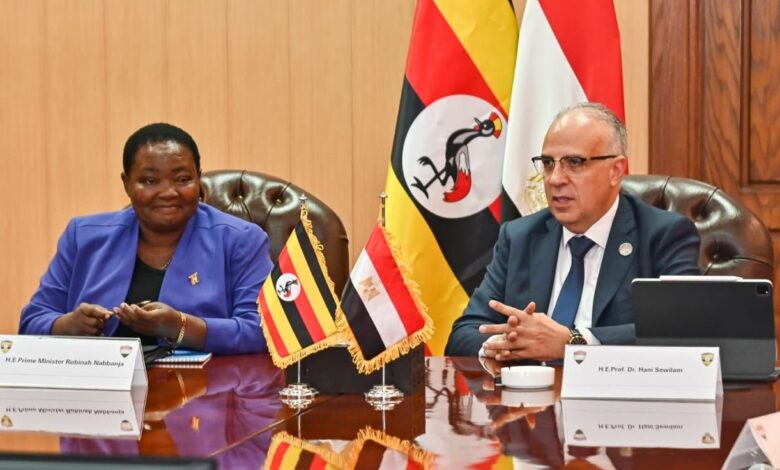 وزير الري لـ “رئيسة وزراء أوغندا”: مصر ملتزمة بدعم جهود التنمية في دول حوض النيل