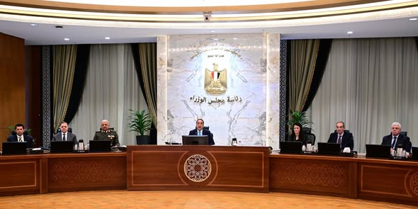 خلال اجتماعه الأسبوعي.. مدبولي: نعمل على تفعيل بروتوكولات التعاون مع الجزائر ودعم القطاع الخاص خلال اجتماعه الأسبوعي.. مدبولي: نعمل على تفعيل بروتوكولات التعاون مع الجزائر ودعم القطاع الخاص