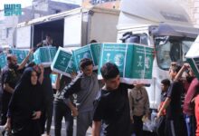 مركز الملك سلمان للإغاثة يواصل توزيع المساعدات الغذائية للنازحين في خان يونس بقطاع غزة