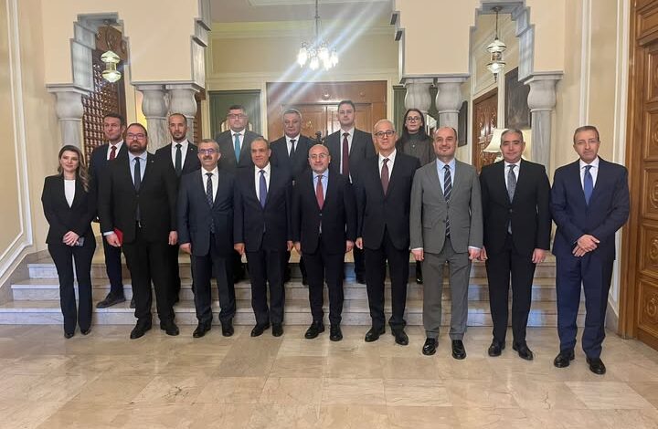 وزير الخارجية يشارك في جلسة نقاشية بمركز الأبحاث التركي SETA وزير الخارجية يشارك في جلسة نقاشية بمركز الأبحاث التركي SETA