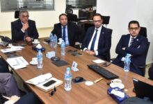 رئيس هيئة الاستثمار والمدير الإقليمي لشركة “مينهارت” السنغافورية يبحثان التوسع في الاستثمارات السياحية