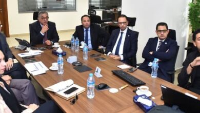 رئيس هيئة الاستثمار والمدير الإقليمي لشركة “مينهارت” السنغافورية يبحثان التوسع في الاستثمارات السياحية