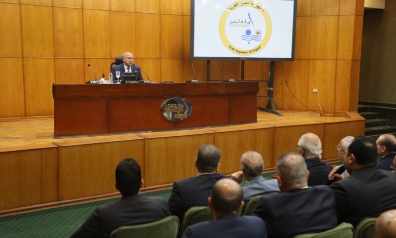 خلال اجتماع مع 23 شركة لمصنعي الأتوبيسات.. كامل الوزير: قاعدة بيانات شاملة لرصد إمكانيات المصانع المحلية وقدراتها الإنتاجية الفعلية