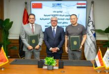 بـ15 مليون دولار.. اقتصادية قناة السويس توقع عقد مشروع “WINPEX” الصينية لإنتاج أدوات الإضاءة بالمطور الصناعي MDC