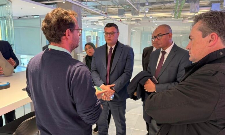 وزير الإسكان يبحث تعزيز التعاون مع شركة «أكسيونا» الإسبانية لتنفيذ مشروعات المياه وتحلية البحر في مصر