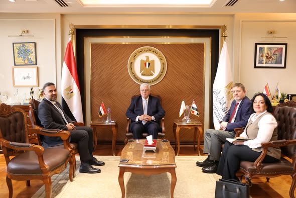 وزير التعليم العالي يبحث تعزيز التعاون الأكاديمي والعلمي مع المجلس الثقافي البريطاني وزير التعليم العالي يبحث تعزيز التعاون الأكاديمي والعلمي مع المجلس الثقافي البريطاني
