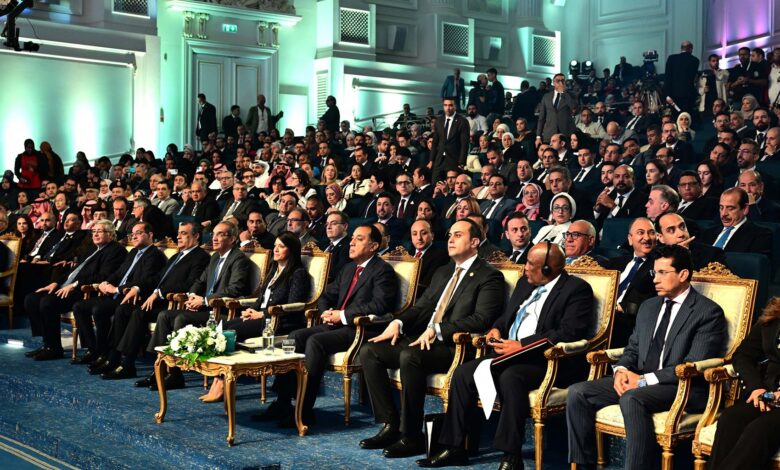 رئيس الوزراء يشارك في فعاليات الملتقى السنوي السادس لـ”هيئة الرعاية الصحية”