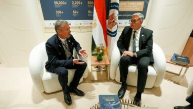 للتوسع في مصر.. إكسون موبيل العالمية تستثمر في منطقة جديدة للبحث عن الغاز غرب حقل ظهر