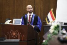 الإعلامي وليد فاروق يحصل على الدكتوراه في الفنون التطبيقية