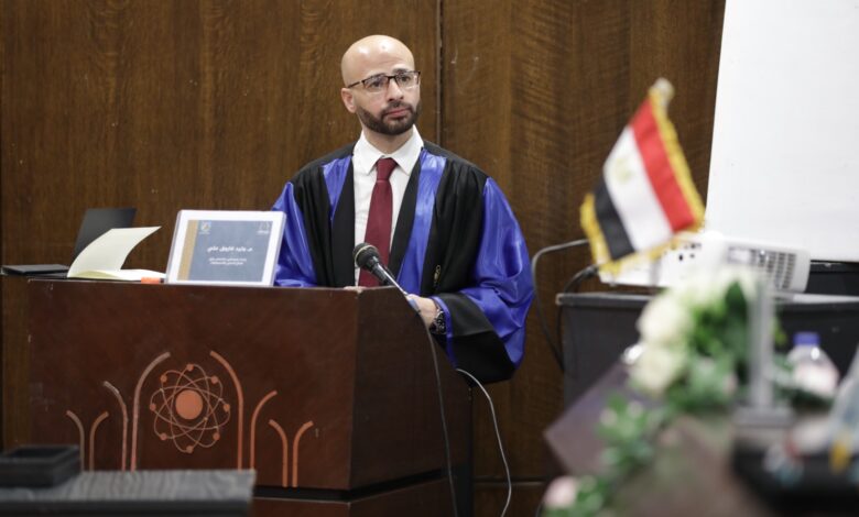 الإعلامي وليد فاروق يحصل على الدكتوراه في الفنون التطبيقية