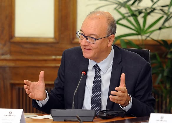 وزير التعليم الإيطالي: إنشاء 89 مدرسة تكنولوجيا محطة جوهرية في التعاون بين البلدين وزير التعليم الإيطالي: إنشاء 89 مدرسة تكنولوجيا محطة جوهرية في التعاون بين البلدين