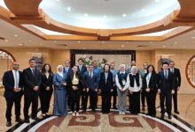 17 مسئولًا حكوميًا يزورون بكين لتبادل الخبرات في التنمية الاقتصادية