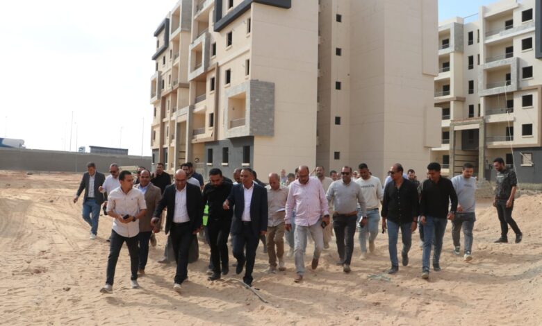 نائب رئيس هيئة المجتمعات العمرانية يتفقد 3216 وحدة سكنية بمدينة 6 أكتوبر