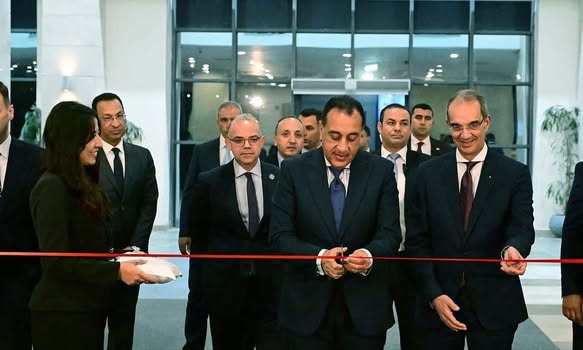 خلال معرض Cairo ICT 2025.. الرقابة المالية: 25 مؤسسة مالية غير مصرفية تقدم خدماتها رقميًا وقيد 6 شركات تعهيد خلال معرض Cairo ICT 2025.. الرقابة المالية: 25 مؤسسة مالية غير مصرفية تقدم خدماتها رقميًا وقيد 6 شركات تعهيد