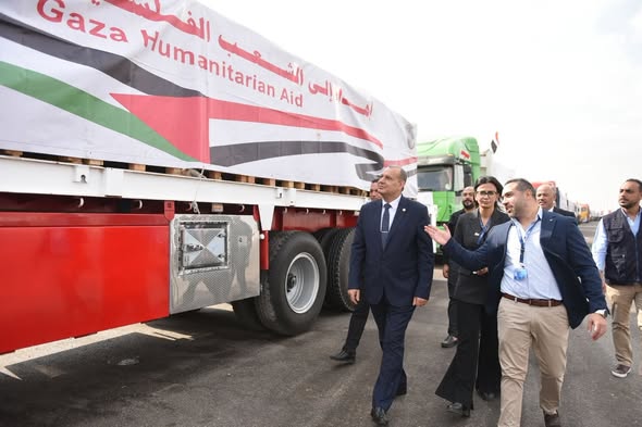 “التموين” تطلق القافلة رقم 14 من المساعدات الإغاثية العاجلة إلى قطاع غزة “التموين” تطلق القافلة رقم 14 من المساعدات الإغاثية العاجلة إلى قطاع غزة