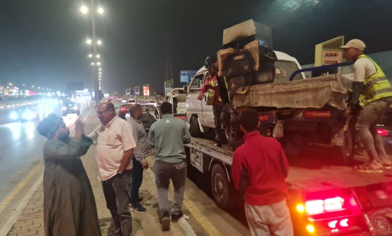 حملات مكثفة صباحية ومسائية لاستعادة الانضباط بالمحاور المركزية في مدينة 6 أكتوبر