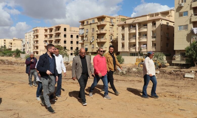 محمد عبدالله يجري جولة تفقدية بالقطاع الشرقي لمدينة 6 أكتوبر لمتابعة المشروعات والخدمات محمد عبدالله يجري جولة تفقدية بالقطاع الشرقي لمدينة 6 أكتوبر لمتابعة المشروعات والخدمات