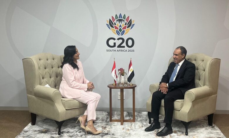 وزير الخارجية: نتطلع لتعزيز العلاقات الاقتصادية والتجارية مع كندا وزير الخارجية: نتطلع لتعزيز العلاقات الاقتصادية والتجارية مع كندا