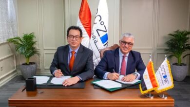 اقتصادية قناة السويس توقع عقد مشروع “إتش أند إل” الكورية للملابس الجاهزة باستثمارات 12 مليون دولار اقتصادية قناة السويس توقع عقد مشروع “إتش أند إل” الكورية للملابس الجاهزة باستثمارات 12 مليون دولار